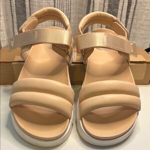 Sorel Vibe Tan Leather Sandals